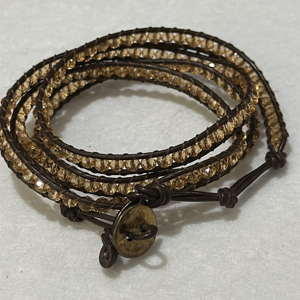 Brown sparkling wrap around leather bracelet